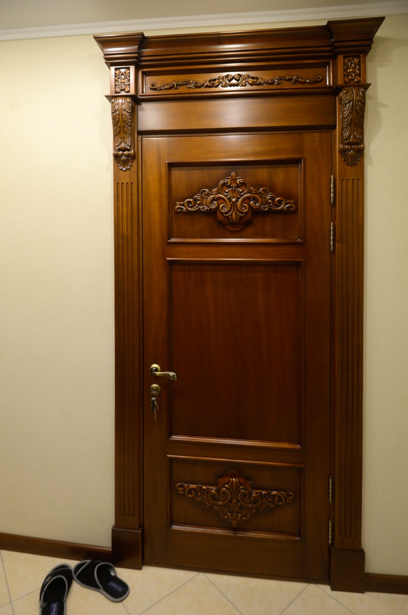 Двери межкомнатные, дверь классическая, дверь с резьбой, дверь по индивидуальному
